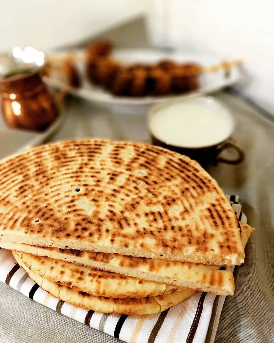 Algerian bread (Kesra)