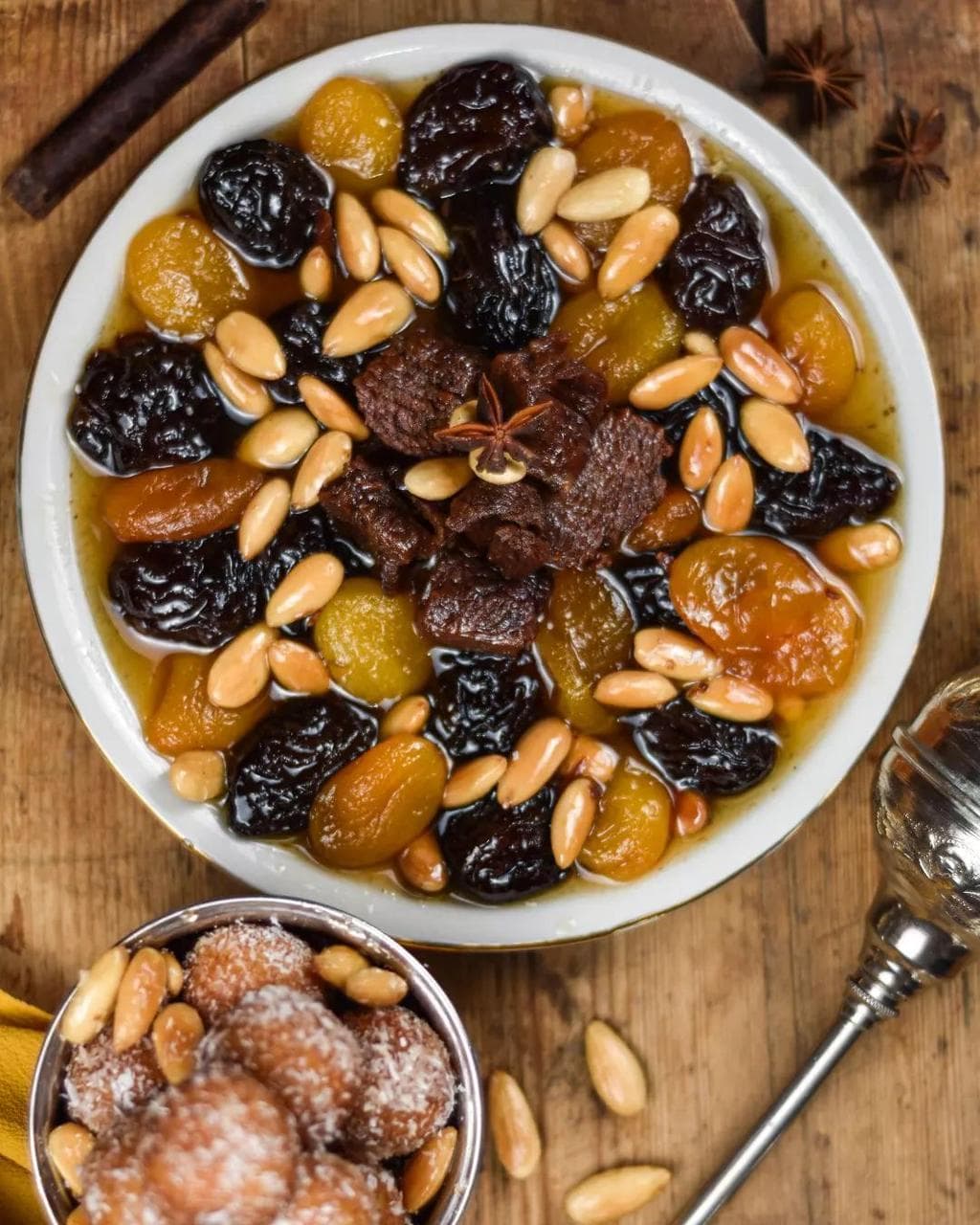 Lhem Lahlou (Sweet Dried Fruits)